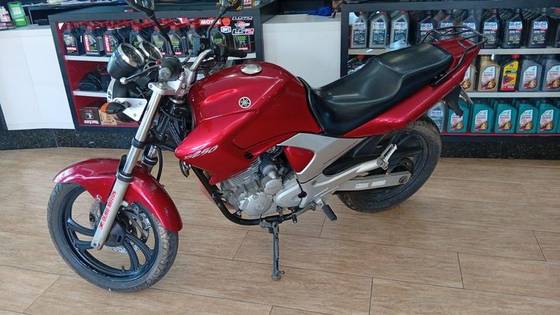 YAMAHA FAZER 250IE LIMITED EDITION 